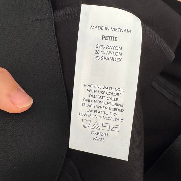 NWT Quince Ultra- Stretch Ponte Pintuck Ankle Pant Black Sz XLP - Picture 11 of 12